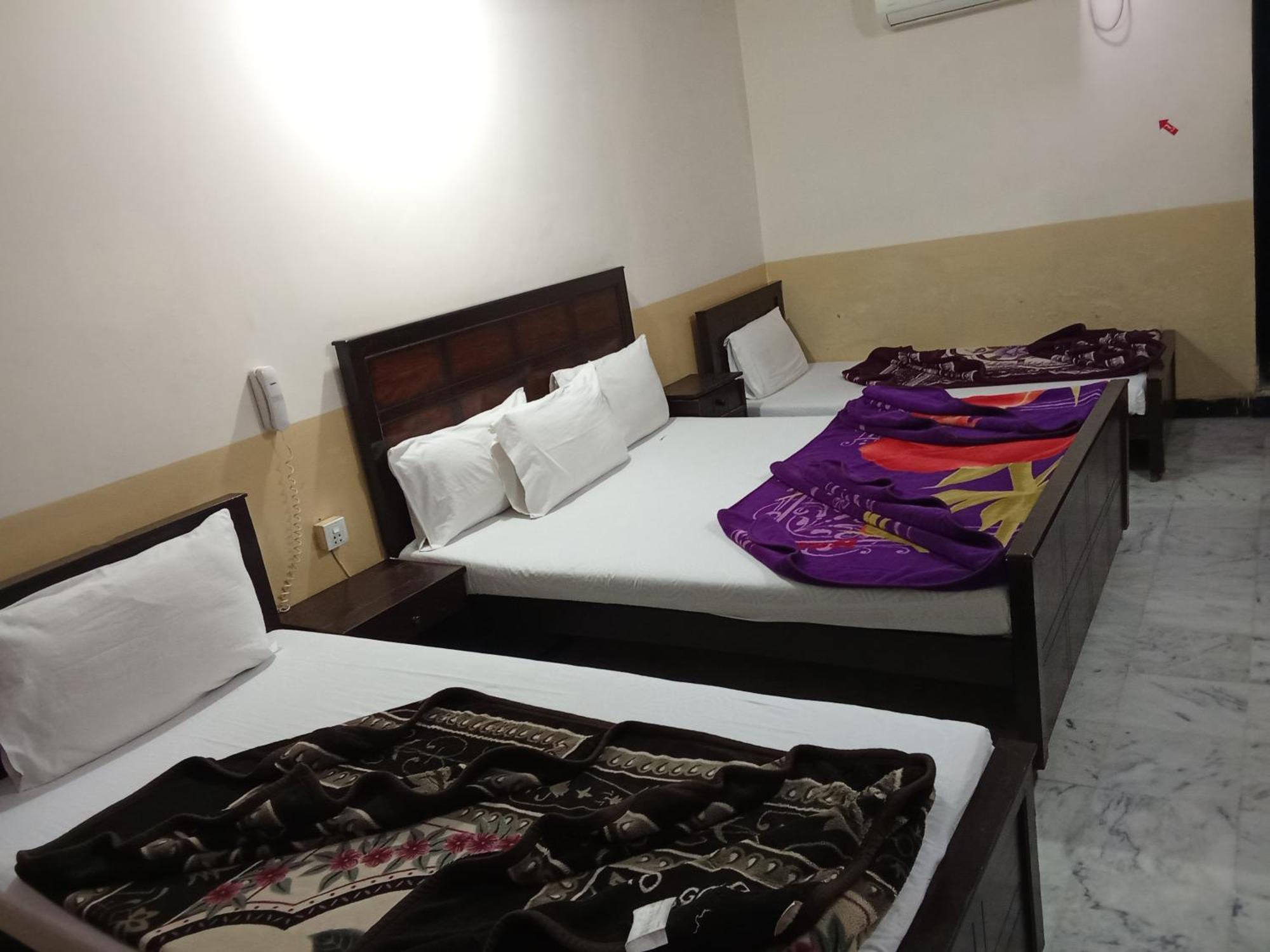 Hotel Khursheed Palace Равалпинди Экстерьер фото