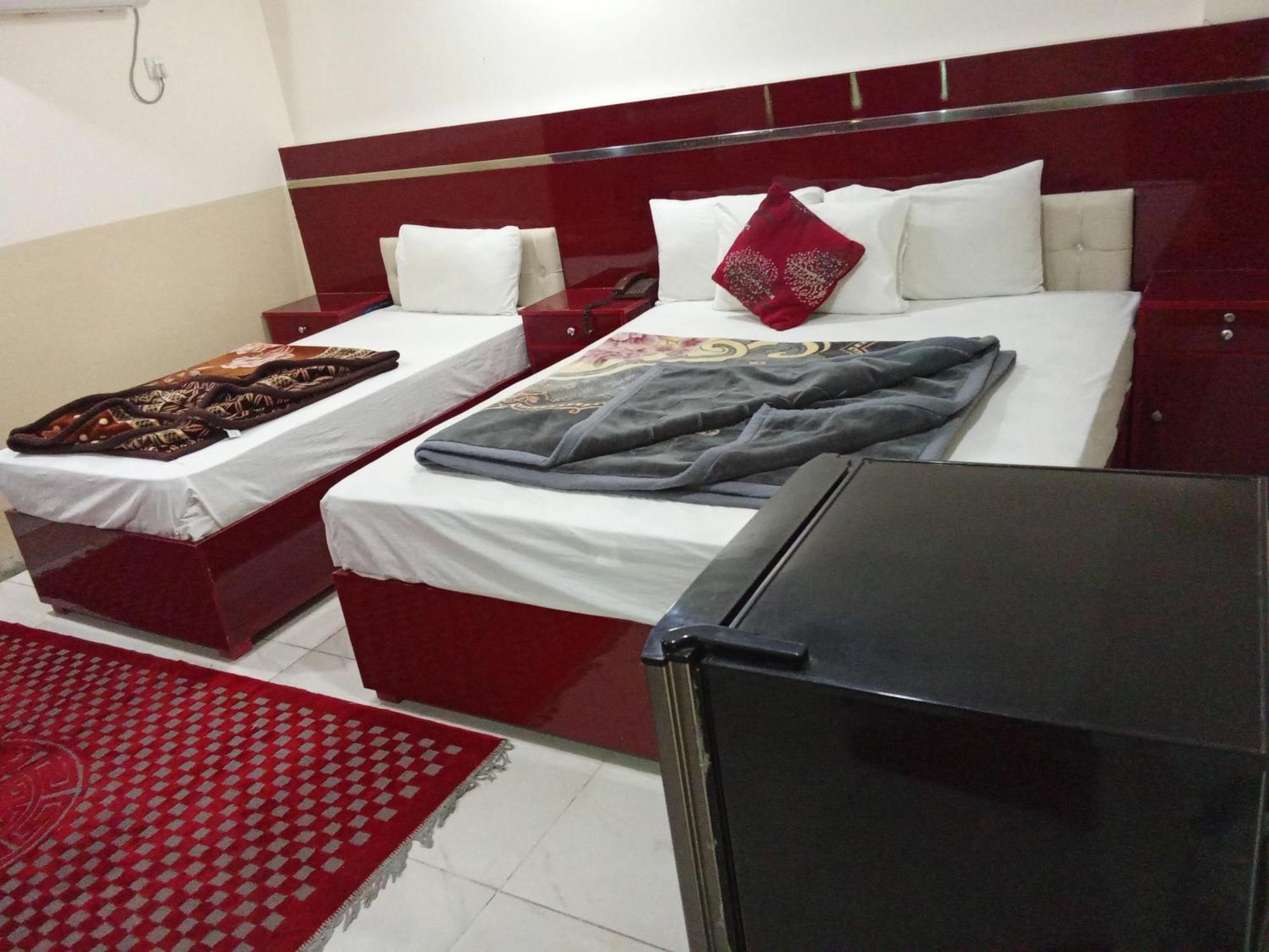 Hotel Khursheed Palace Равалпинди Экстерьер фото